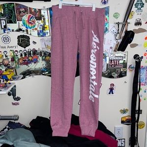 Woman’s medium Aeropostale sweatpants NWOT